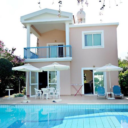 Rododafni Villas Klorakas Bilik gambar